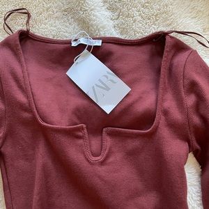 Zara Detailed Neckline Long sleeve crop